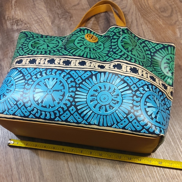 TORY BURCH Amalie XL Tote - Picture 13 of 16